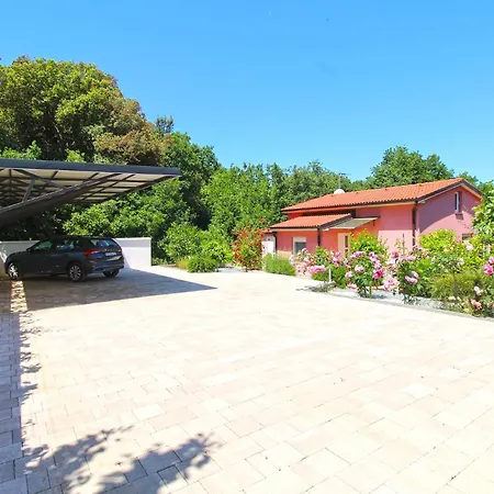 House Bumbiste 1703 Holiday home Banjole