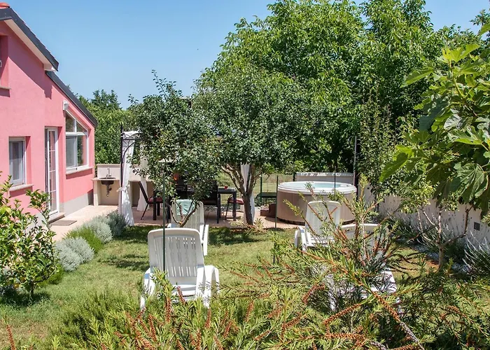 펜션 House Bumbiste 1703 *