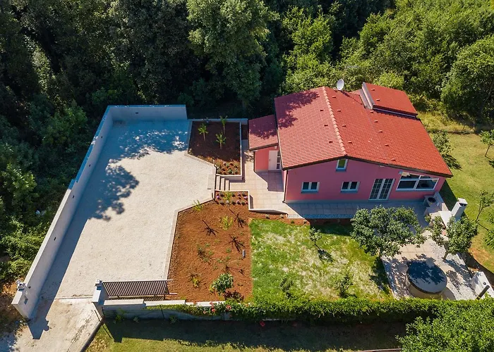 House Bumbiste 1703 *