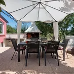 House Bumbiste 1703 * Banjole